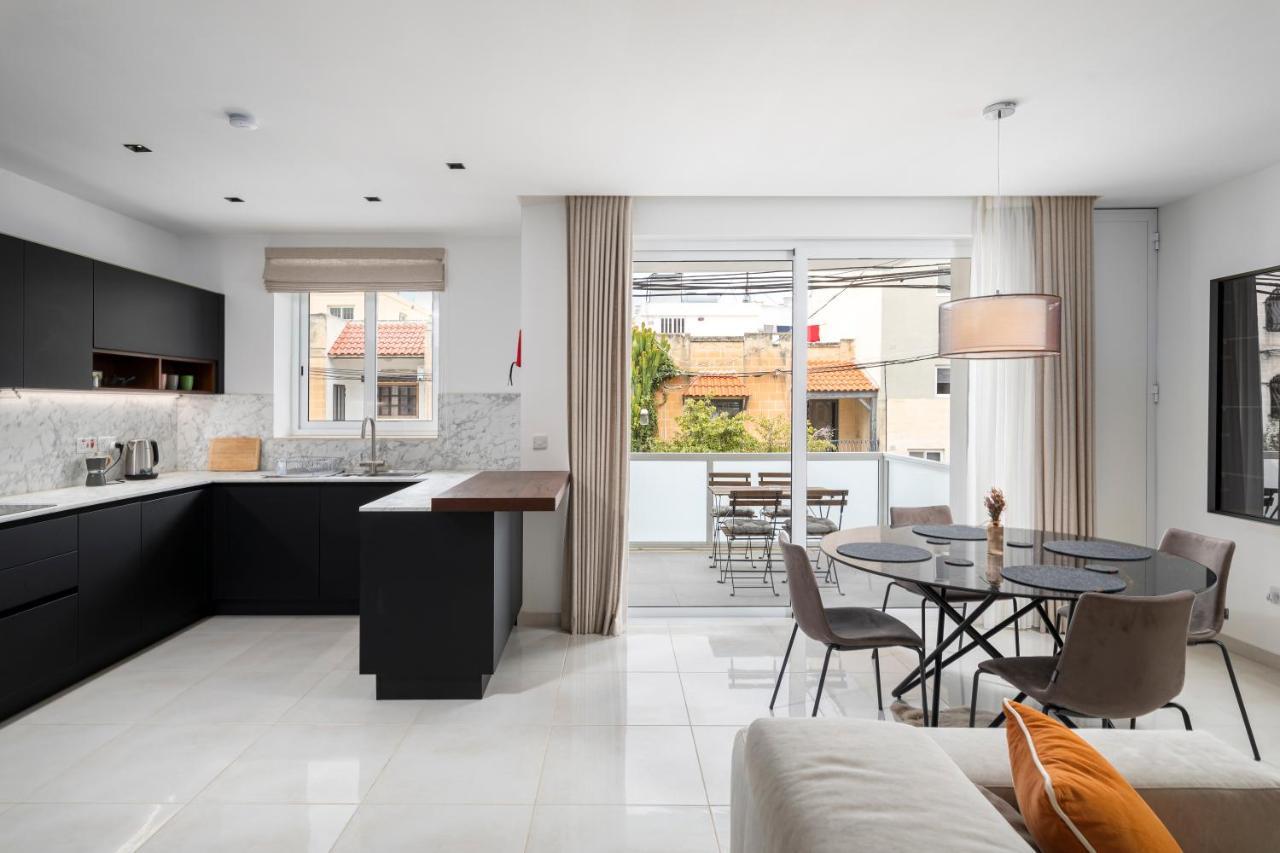 Modern 3Br Stylish Apartment With Large Balcony - Close To St Julians And St Georges Bay Is-Swieqi ภายนอก รูปภาพ