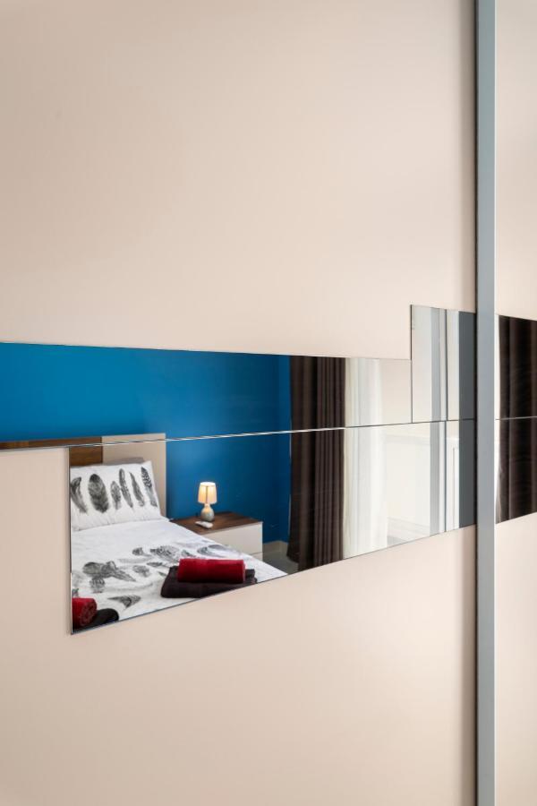Modern 3Br Stylish Apartment With Large Balcony - Close To St Julians And St Georges Bay Is-Swieqi ภายนอก รูปภาพ